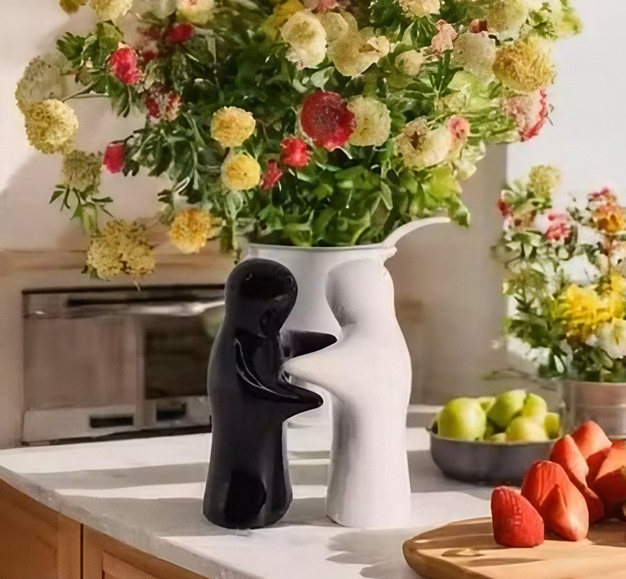 Premium Ceramic Hugging Couple Salt & Pepper Shaker Set